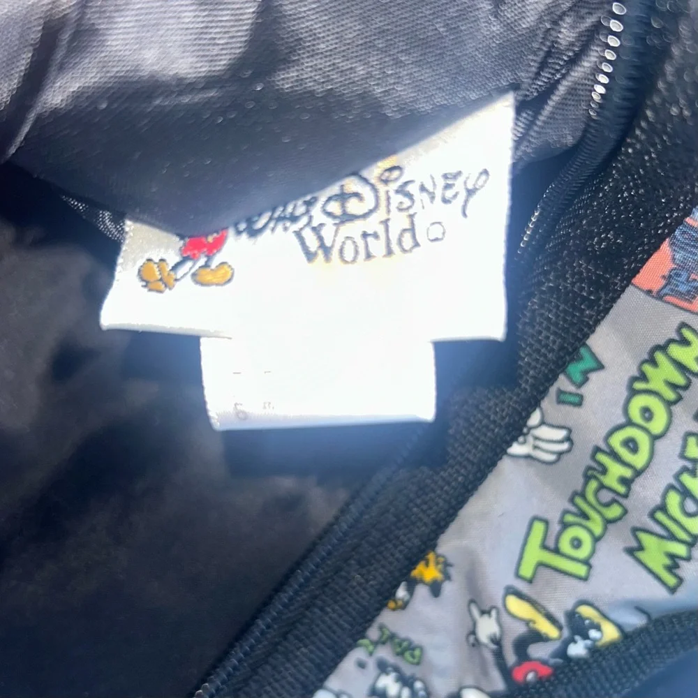 Disney World Parks Exclusive Mickey Mouse Crossbody Messenger Bag vintage print
